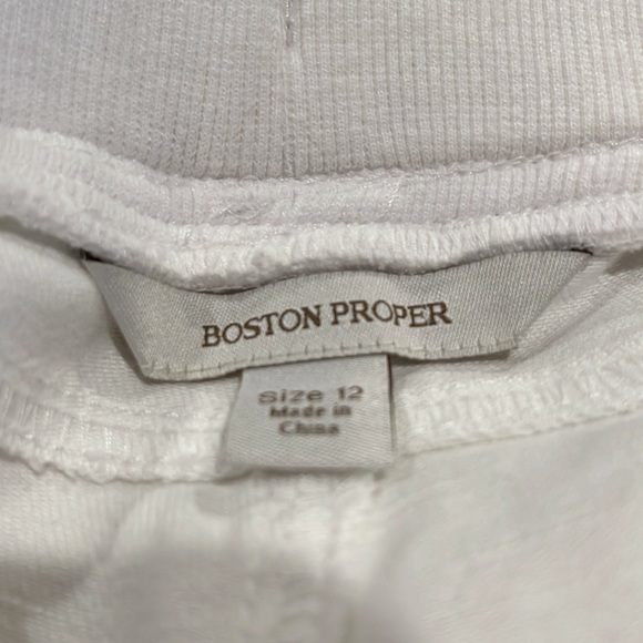 Boston Proper White Jeans - Picture 4 of 5